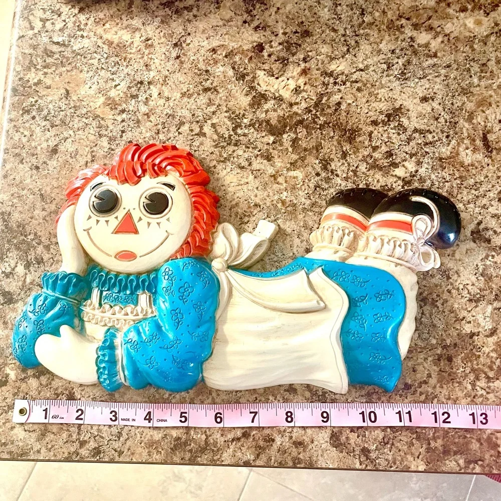 RARE! Vintage Raggedy Ann Acrylic Wall Decoration